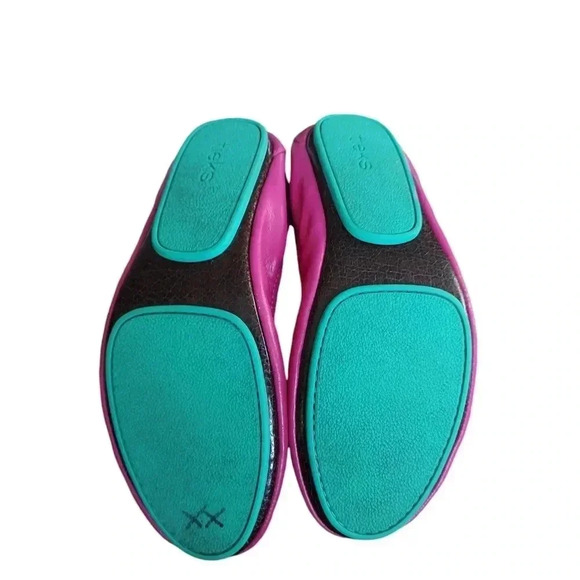 Tieks fuchsia ballet flats - Picture 5 of 5